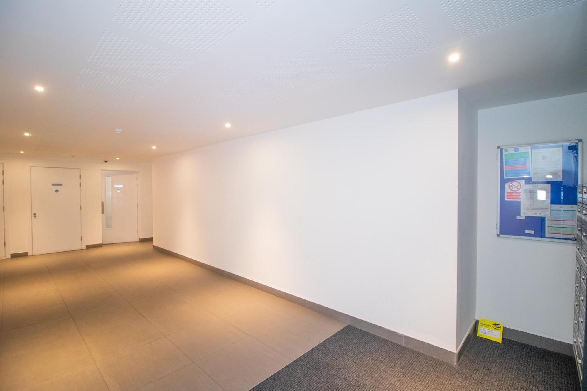 Greenwich Apartment With A River View & Balcony Near The 02 Arena & North Greenwich With Free Wifi & Fast Links Into Central Londýn Exteriér fotografie