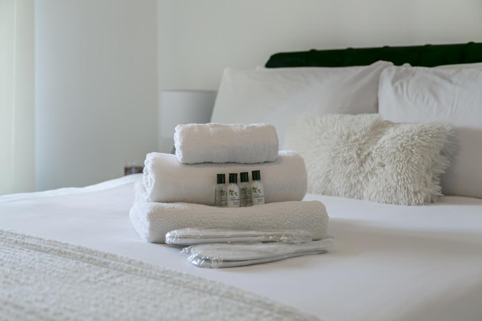 Greenwich Apartment With A River View & Balcony Near The 02 Arena & North Greenwich With Free Wifi & Fast Links Into Central Londýn Exteriér fotografie